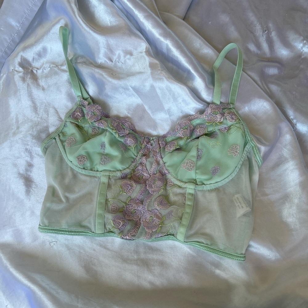♡ lacy mesh bralette ♡
